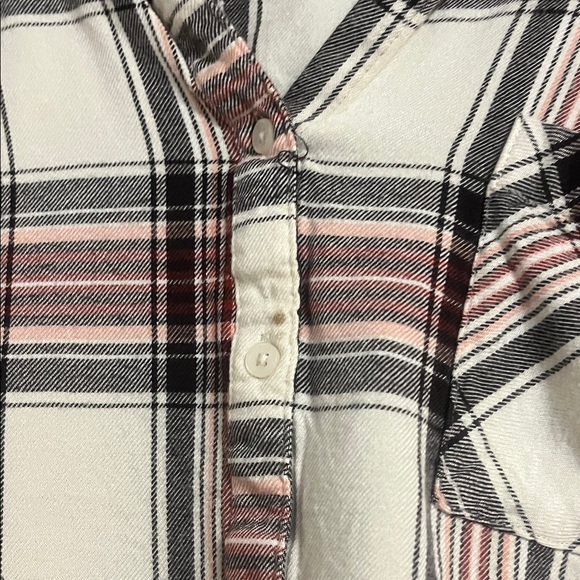 Plaid Button-Up Shirt - Picture 3 of 4